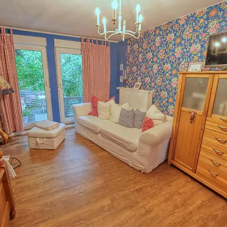 Three B's לינה וארוחת בוקר 3*