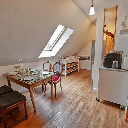 Three B's Bed and Breakfast 3*
