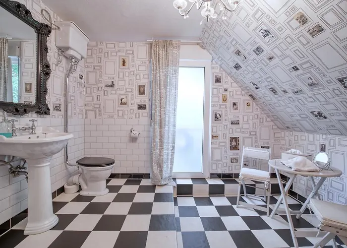 Alojamento de Acomodação e Pequeno-almoço Three B's Berge (Lower-Saxony)