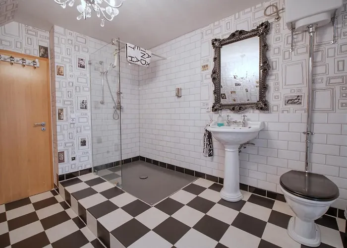 Alojamento de Acomodação e Pequeno-almoço Three B's