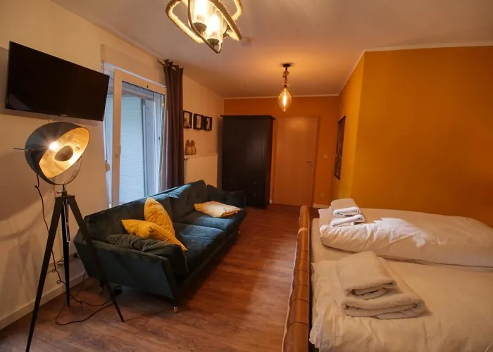 Three B's Alojamento de Acomodação e Pequeno-almoço 3*